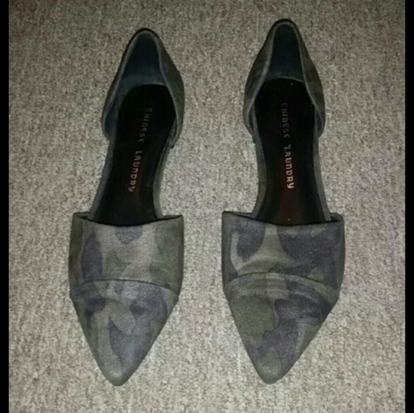 Camo flats - Picture 1 of 3